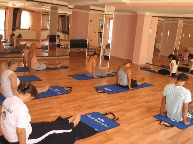 Natur-Med Hot Springs And Health Resort Davutlar Otel
