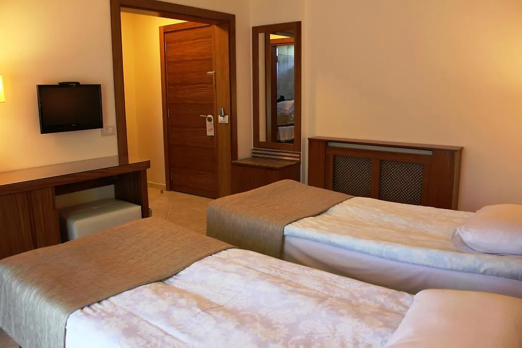 Natur-Med Hot Springs And Health Resort Davutlar Hotel